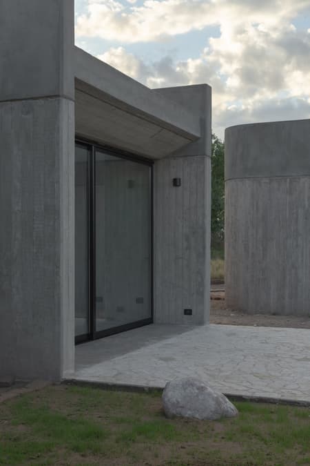 SCV Complex Cabins